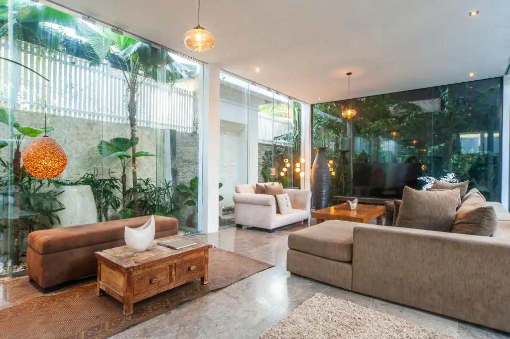 Bathhouse Executive Residence