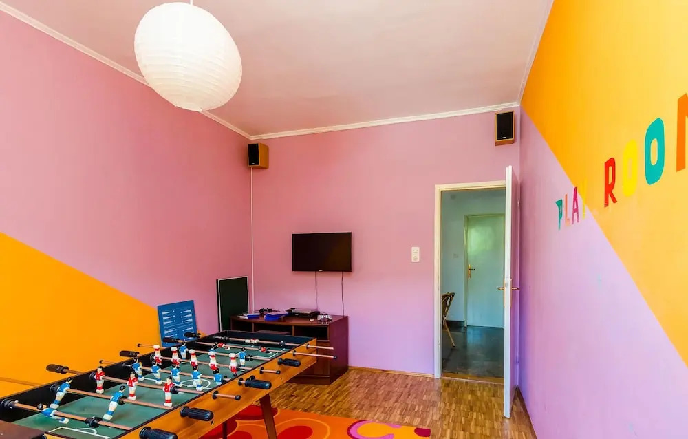 Stunning Home In Broce With Wifi