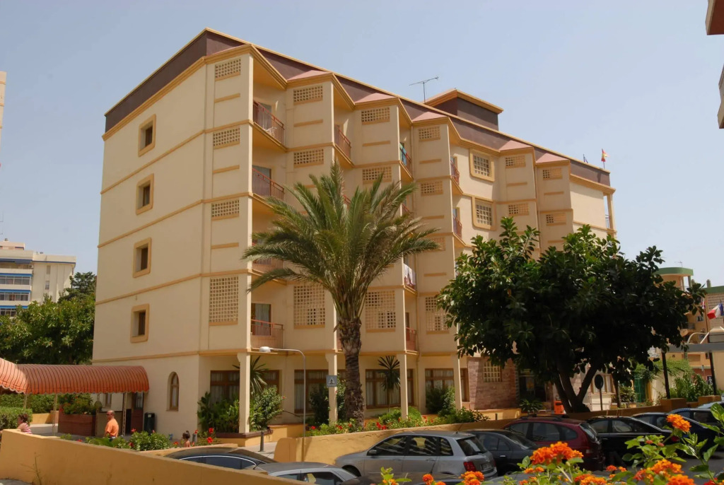 Hotel Monarque Cendrillón