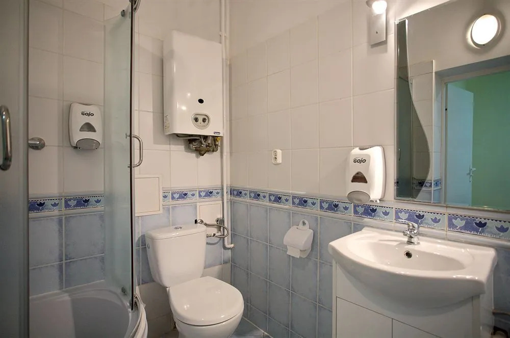 Enigma Hostel  Apartments