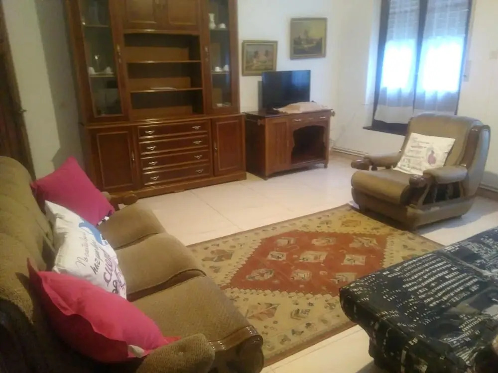 House With 5 Bedrooms in Póo, With Wonderful Mountain View and Enclosed Garden - 1 km From the Beach