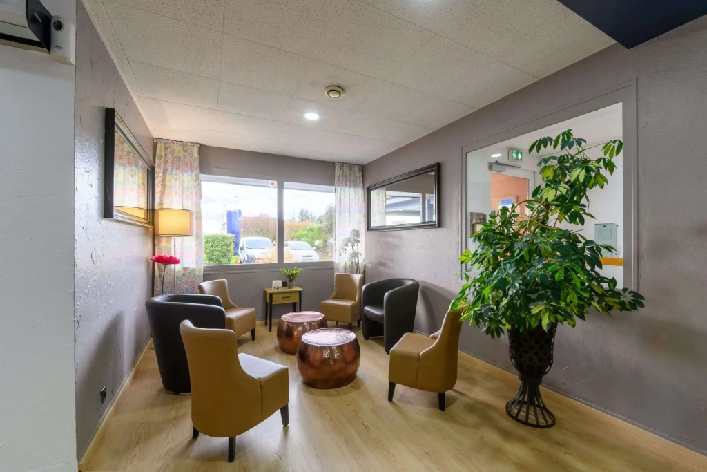 BRIT HOTEL Confort CAMBRAI