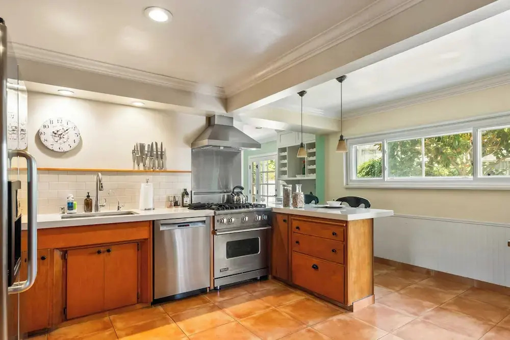 Point Loma Home w/ Putting Green, Firepit + Game Room & Beach Access Zola Street by Avantstay