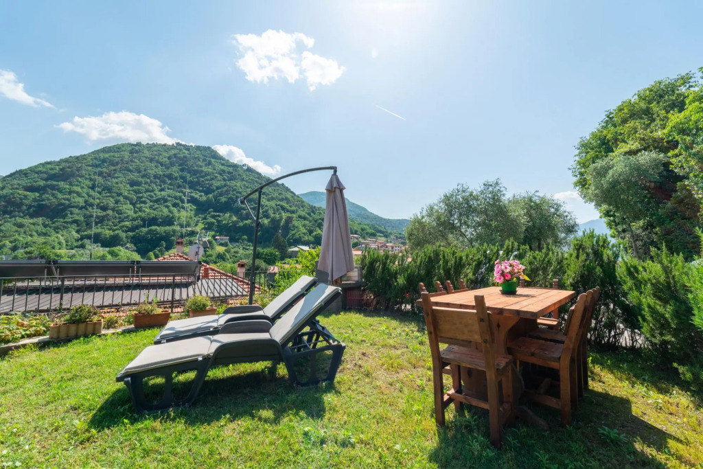 Ca del Doss con Giardino by Wonderful Italy