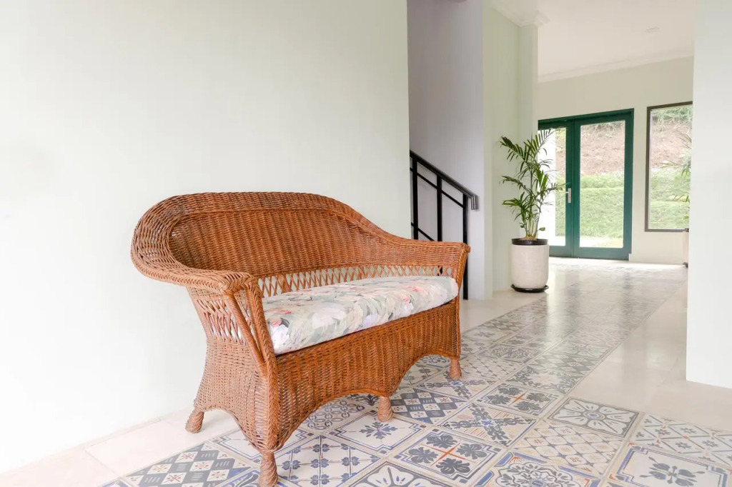 Panorama Inn Residence Batu Redpartner