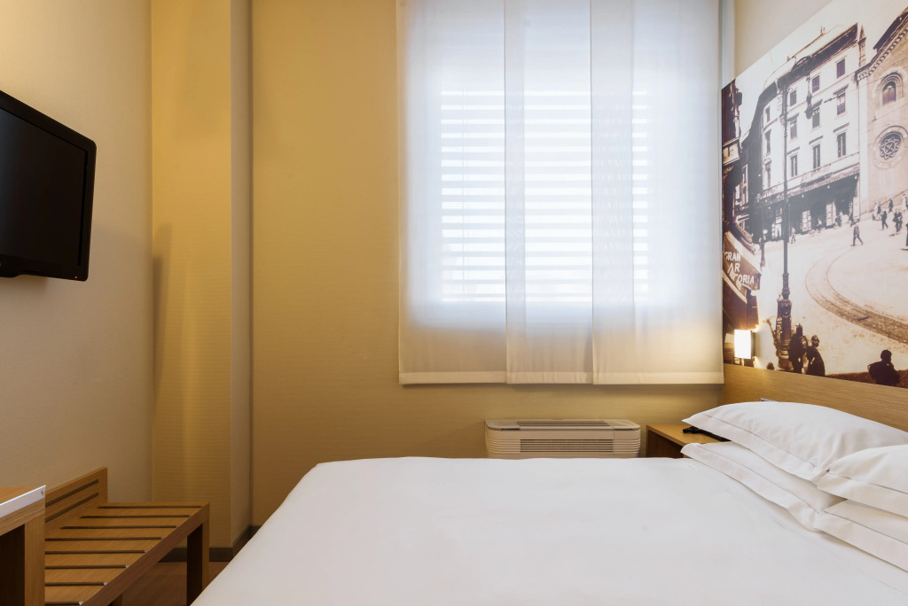 B&B HOTEL Milano La Spezia