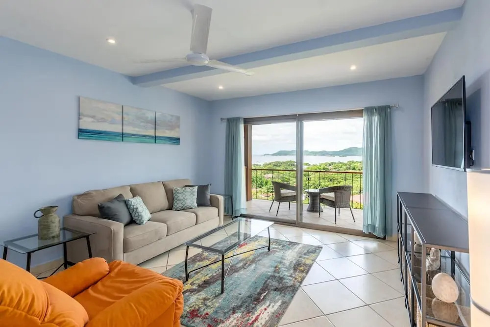 2 Bedroom Ocean-View Condo with Pool