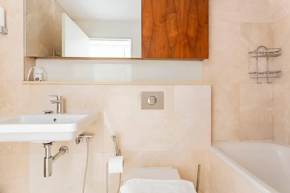 Central London - 2 Beds - Sleeps 4 - Lift