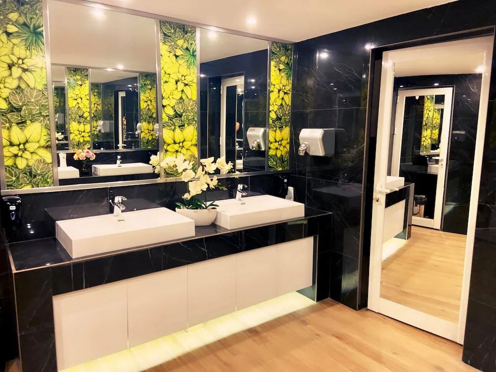 Pensiunea Sarmis Cristal Wellness & Spa