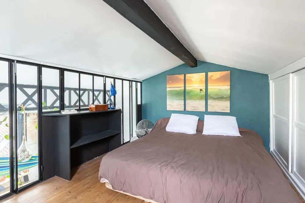 Surf Cocoon With Rooftop