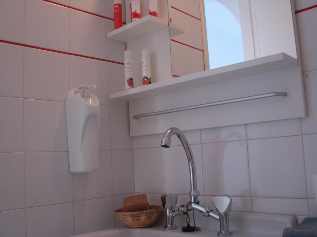 Evi Evan Hotel