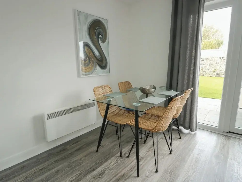 3 Parc Delfryn