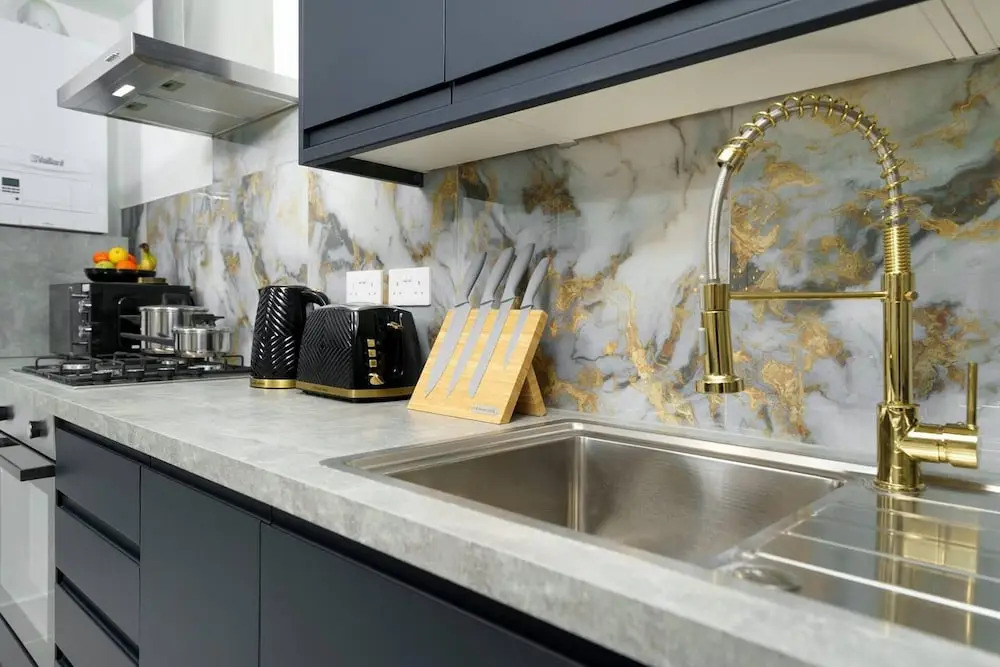Boutique Flat Near O2 & Excel