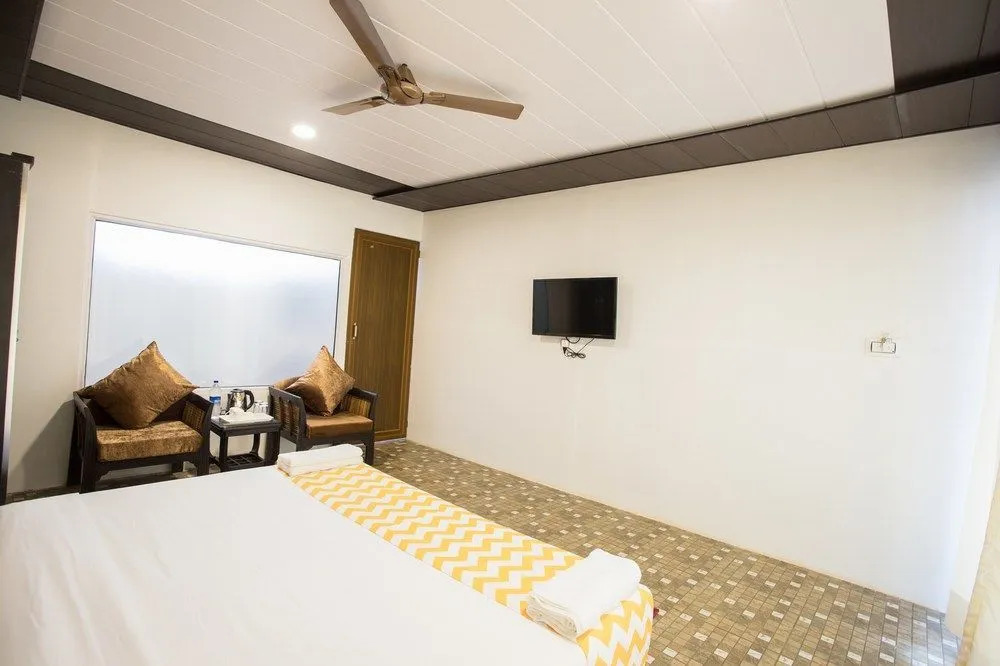 FabHotel Retreat Morjim