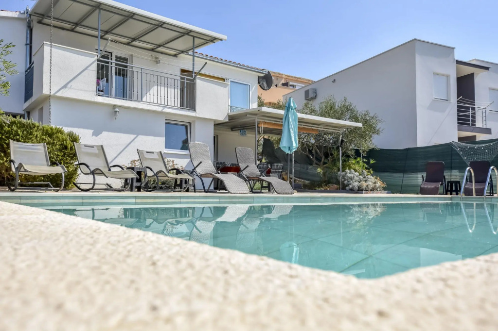 Apartments Osti