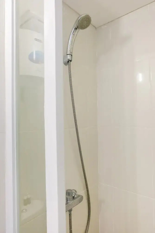 New Furnished Studio Room @ 19 Avenue Apartment