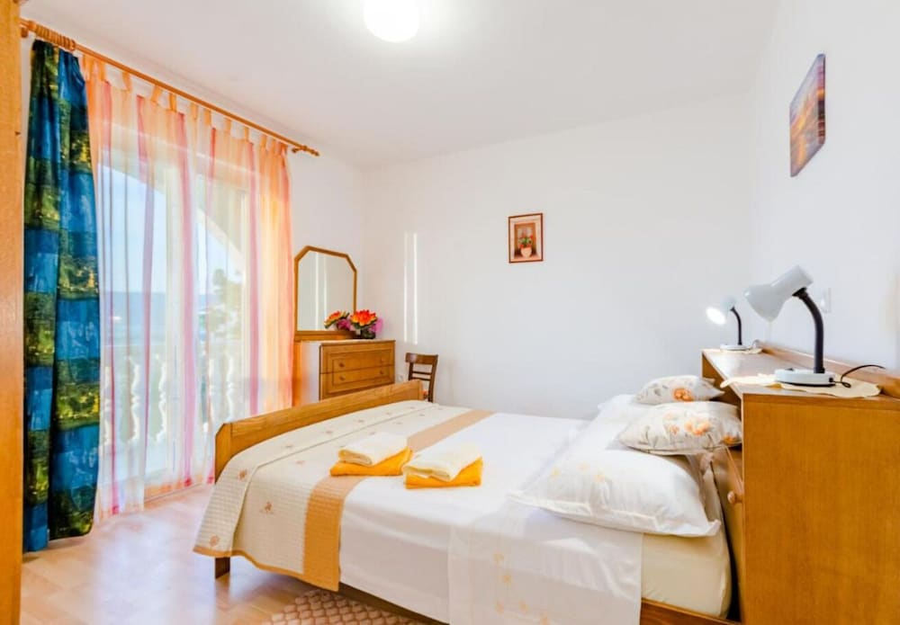 Apartment Ljubo