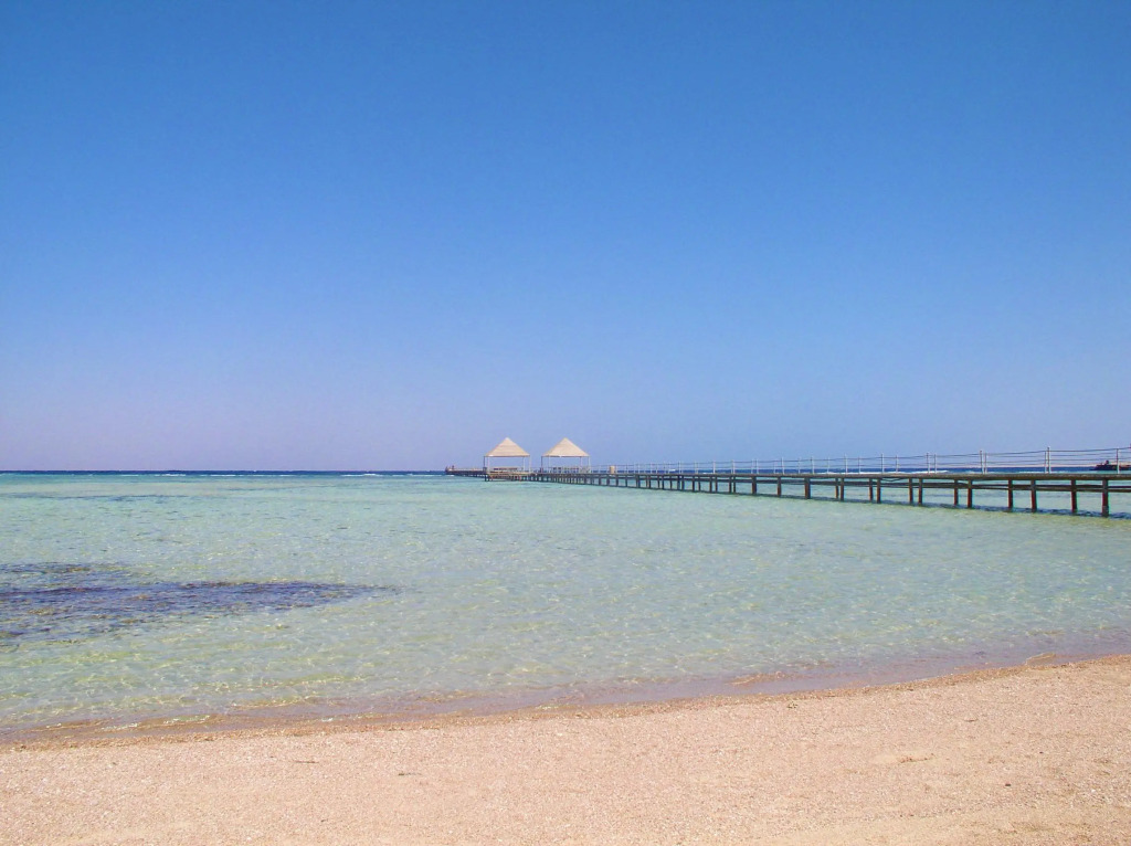 Amwaj Oyoun Resort