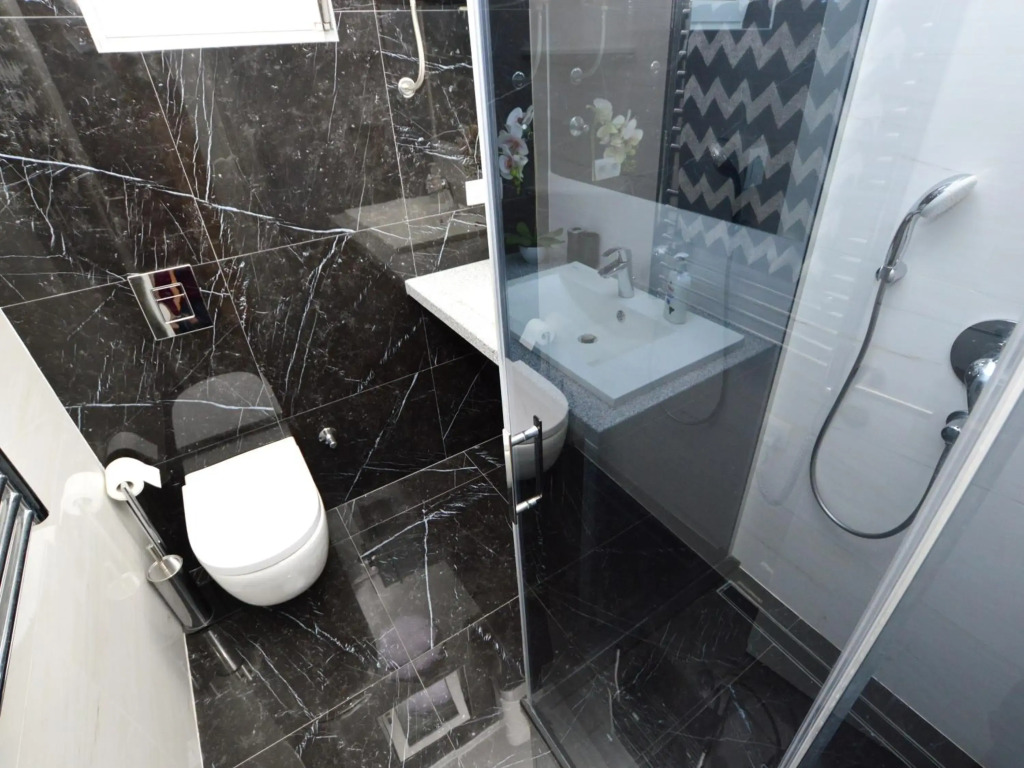 TOP-APARTMENT MONTENEGRO, with private Pool!