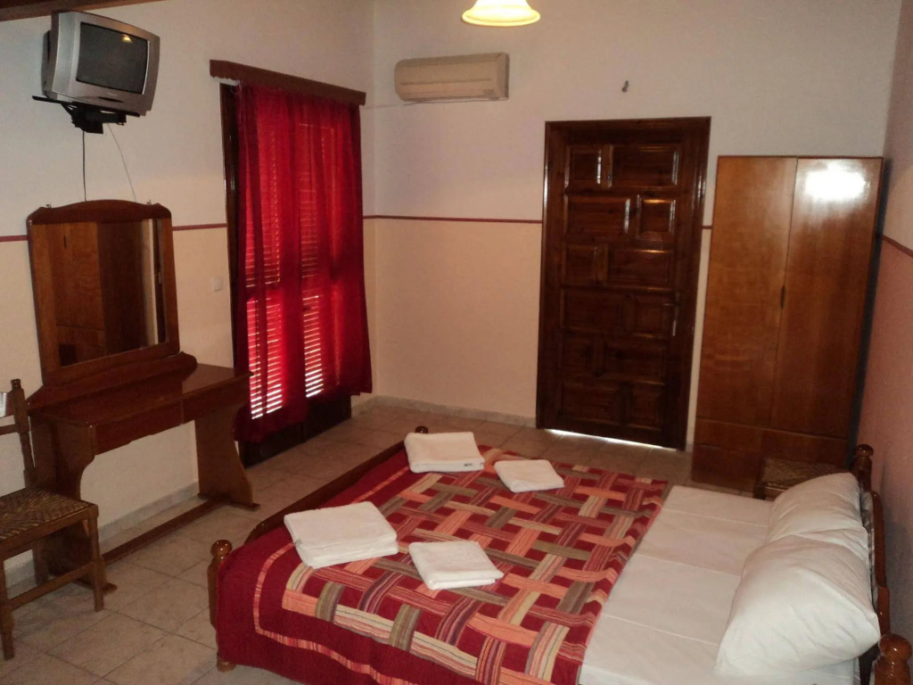 Manolia Studios