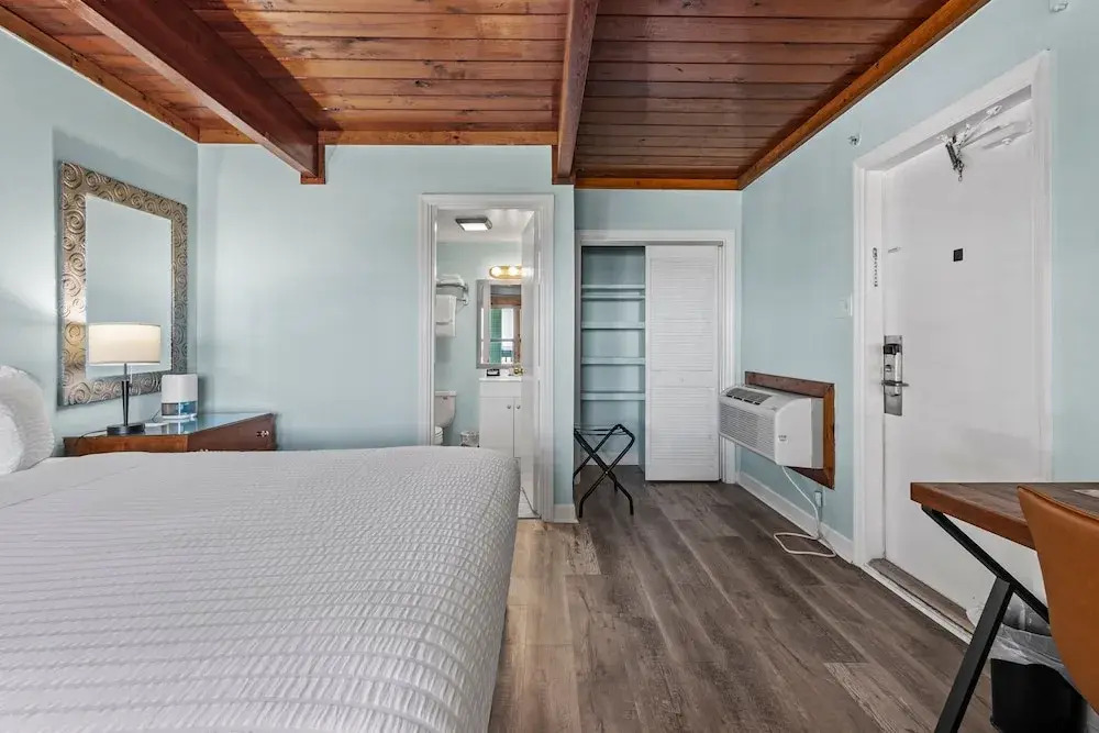 Oceanfront Inn Room #8 - Partial Ocean View - King Bed