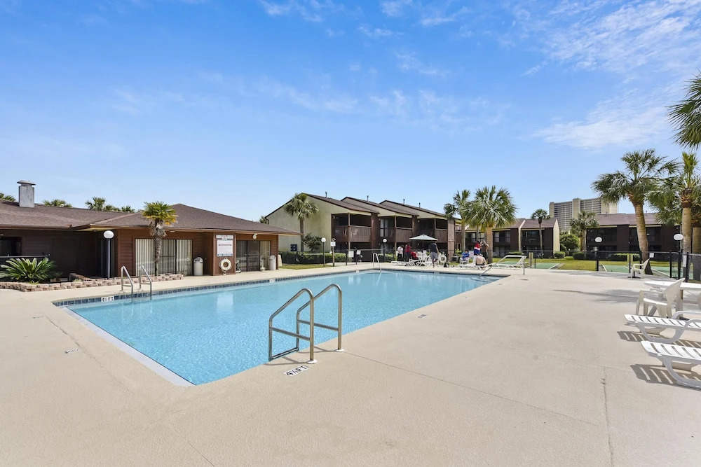 Beachwalk Resort by Panhandle Getaways