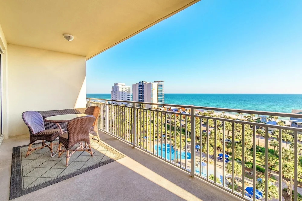 Sterling Shores 818