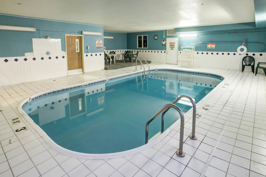 Comfort Inn Muscatine near Hwy 61
