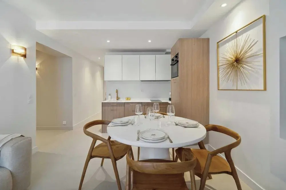 Chic 2br/4p Apartment - Saint-tropez Lices