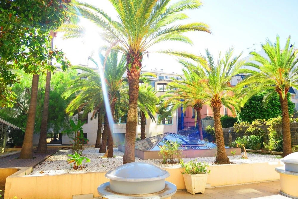 Nestor&Jeeves Fleurs Terrasse Central By sea Top floor