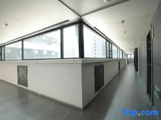 Guiju Movie Hotel