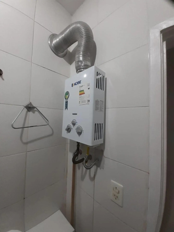 MARAVILHOSO QUARTO E SALA até 4 PESSOAS NO LEBLON na Av ATAULFO DE PAIVA