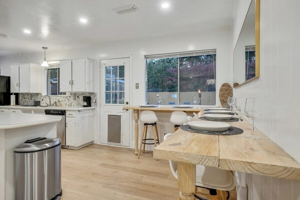 4BR 2B Home With Pool, Hot Tub, Fire Pit