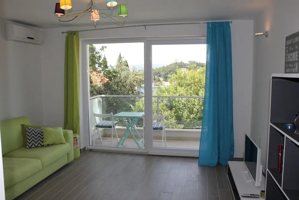 Apartments Mala