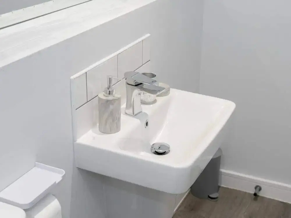 2br-sleeps4-citycentre-parking-rooftop