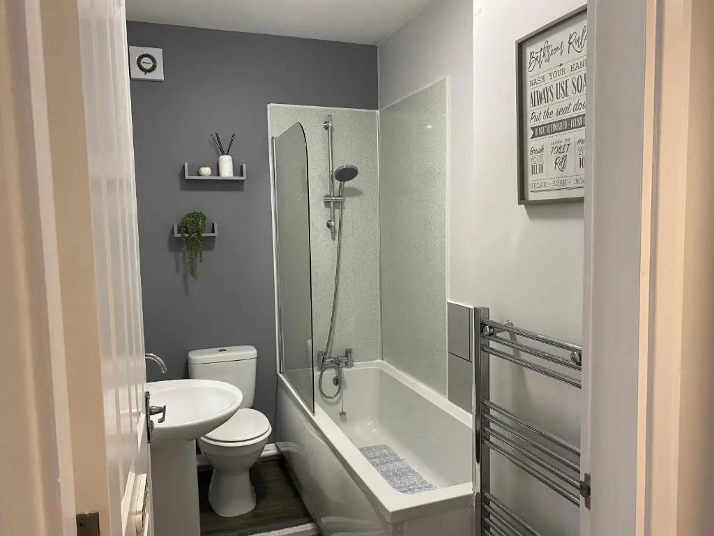 Blackpool Sleepover Apartment 3 Free Parking Sleeps 6