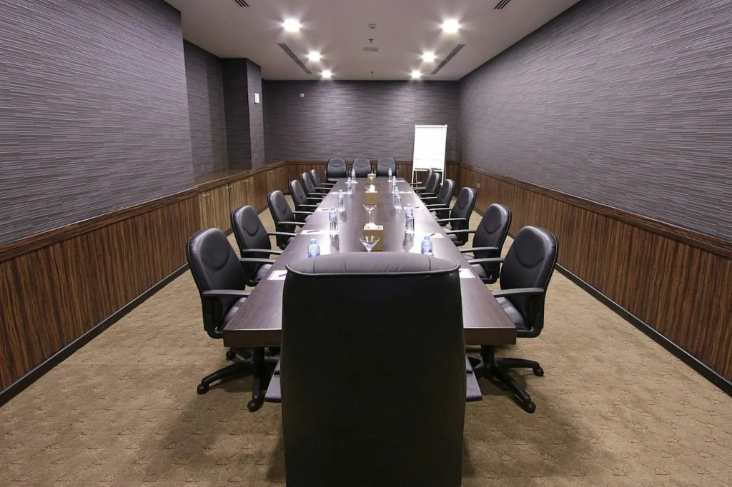 Park Regis Lotus Hotel