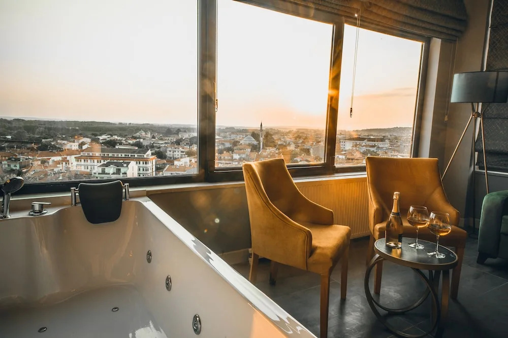 Edrin Hotel