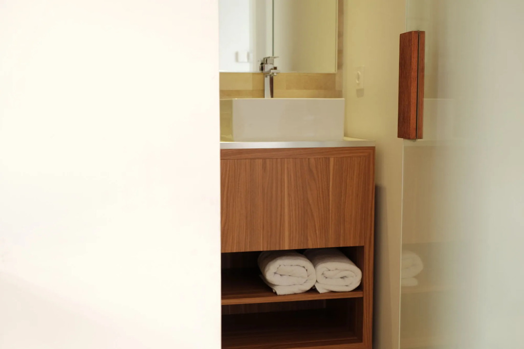 FLAT06.Tendean
