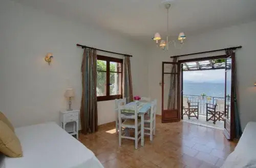 Iro family apartments pelion