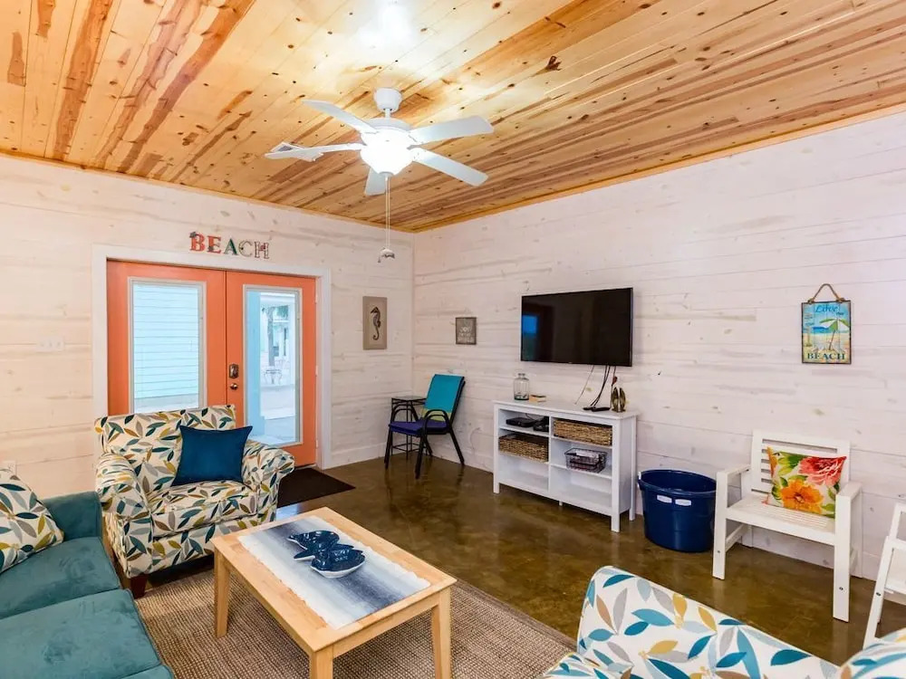 Dancing Dolphins #803 - Three Bedroom Townhome
