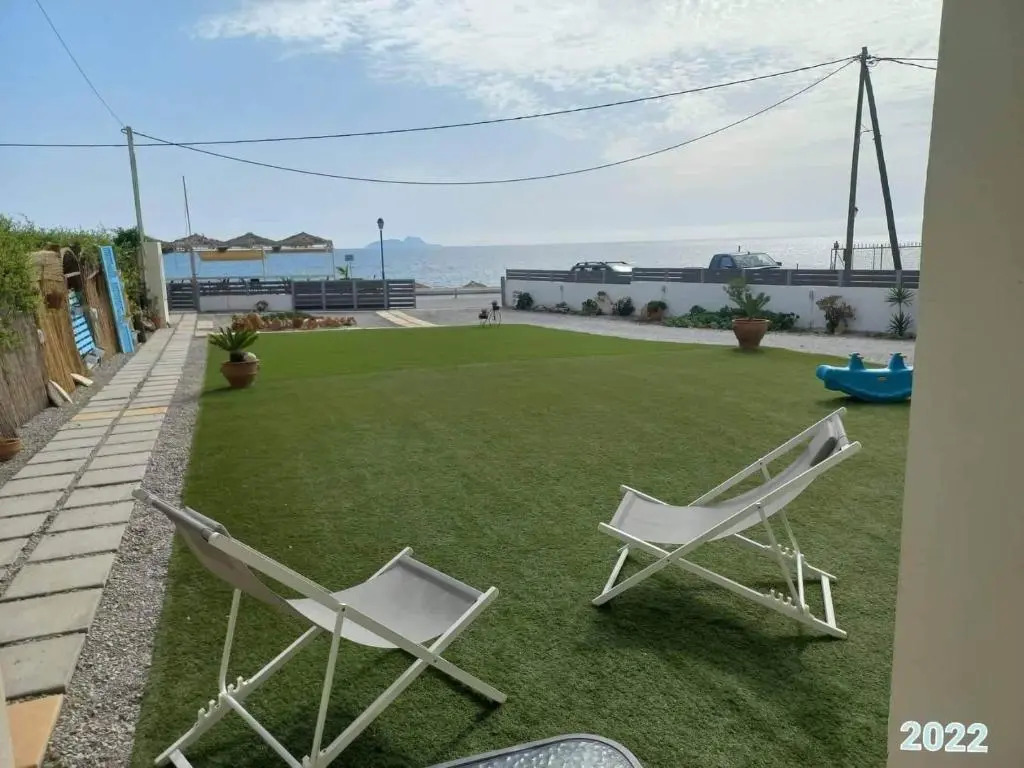 Coral Sea Apartment