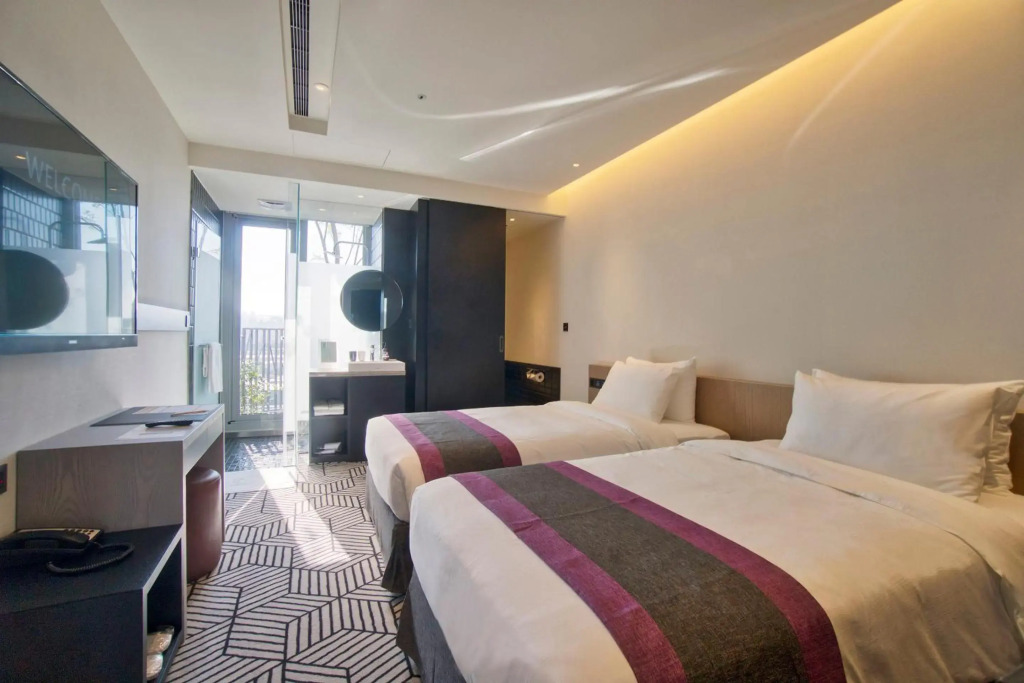 Royal Roi Hotel