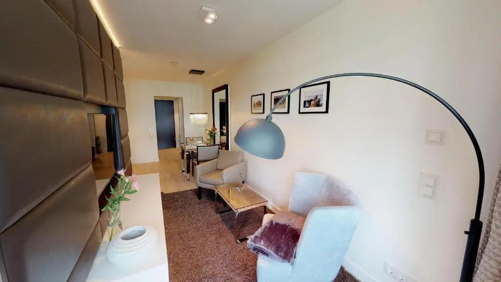 White Pearl Apartment 1.14