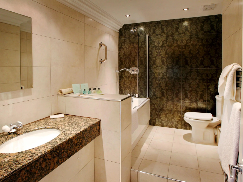 Swinfen Hall Hotel