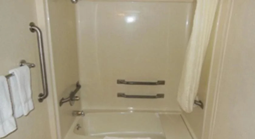 Motel 6 Abbeville, AL
