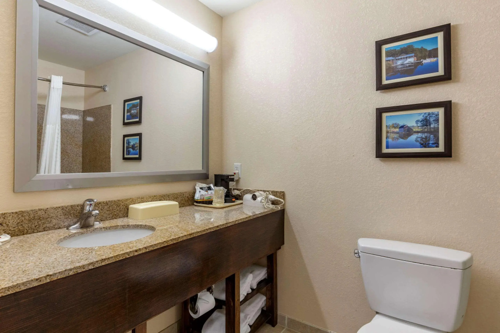 Comfort Inn Smithfield near I-95