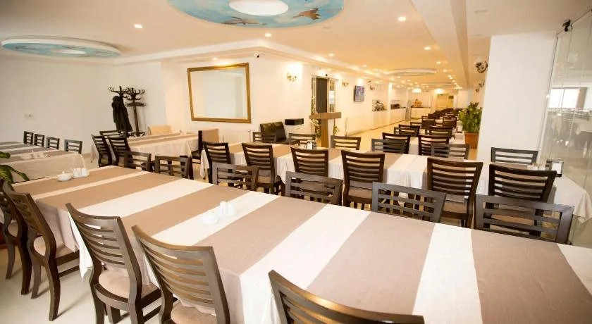 Resmina Hotel