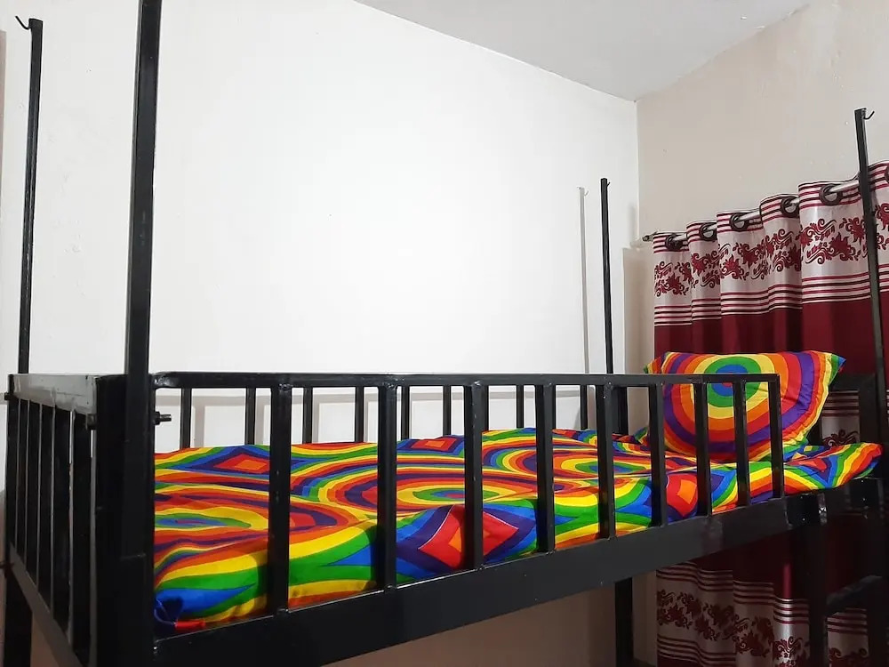 Bachelor Point Home Stay