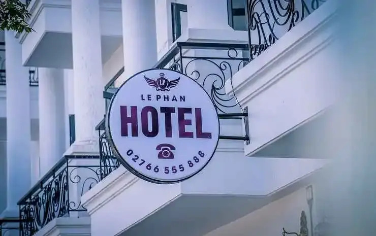 Le Phan Hotel